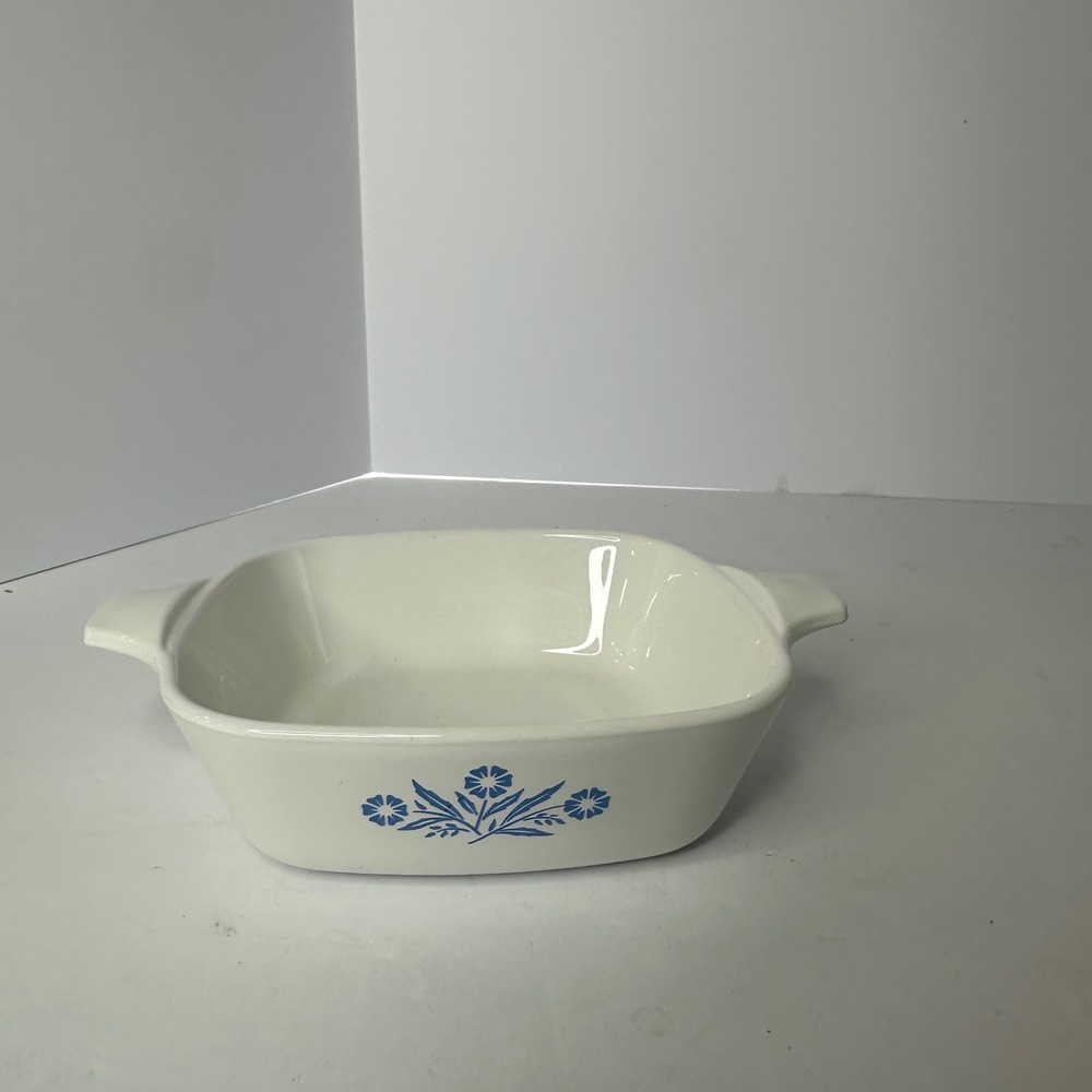 Corning Ware Blue Cornflower P-41-B Petite Pan 1 3/4 Cup Casserole Dish Vintage